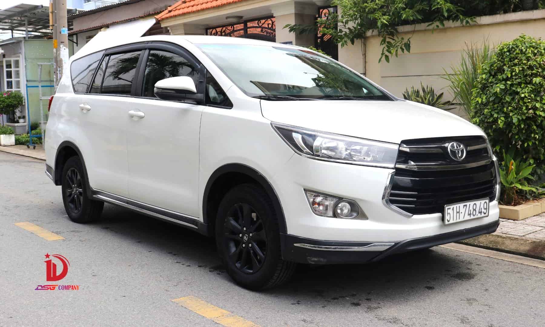 Innova - Thuê xe tự lái TPHCM