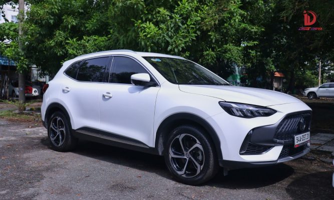 Ngoại hình xe MG HS 2025 tại Thuê Xe Tự Lái Đông Sài Gòn