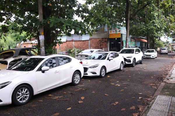 MG HS MỚI Thuê xe tại Đông Sài Gòn