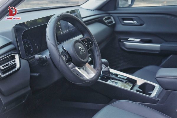 Không gian trung tâm điều khiển xe quen thuộc trên các dòng Xforce